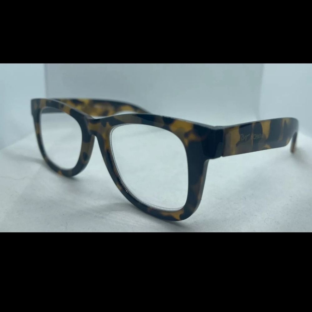 BETSEY JOHNSTON OLIVE TORTOISE PERSCCRIPTION GLASSES LIKE NEW